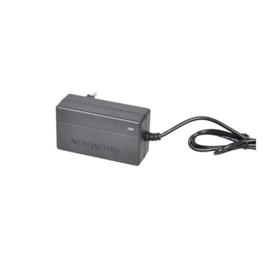 Преобразувател на напрежение от 220V на 12V