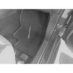 Гумени мата по поръчка за Mercedes Outlander PHEV (от 2012)