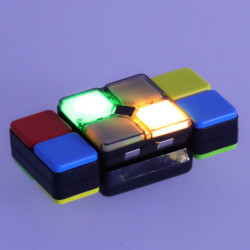 LED пъзел куб аркадна игра