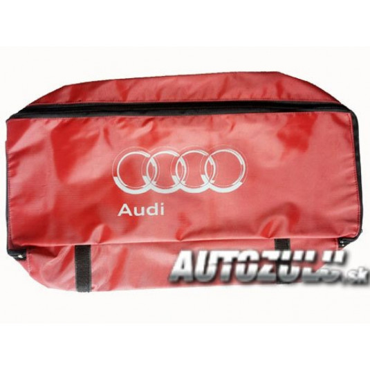 Чанта за задължителното оборудване Audi червена